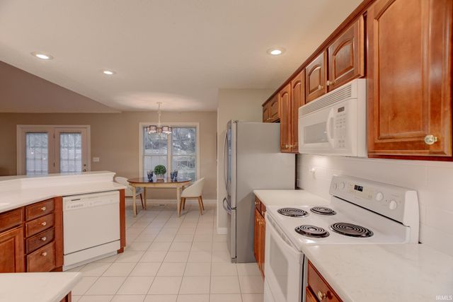 7508 Julius Court, Evansville, IN 47715