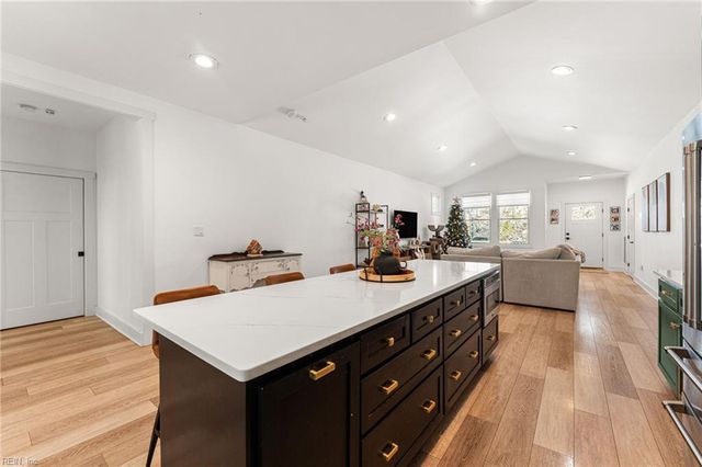 53 Braxton Corr RD, Saluda, VA 23149