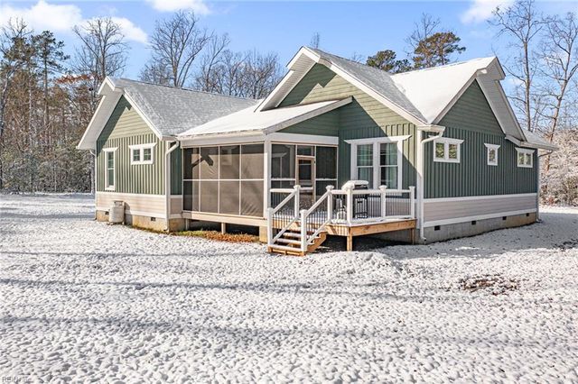 53 Braxton Corr RD, Saluda, VA 23149