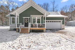 53 Braxton Corr RD, Saluda, VA 23149