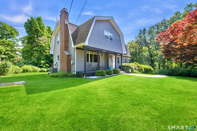 11 Birdseye Rd Extension, Shelton, CT 06484