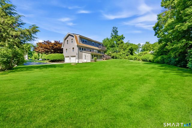 11 Birdseye Rd Extension, Shelton, CT 06484