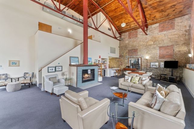 16 N Stone Mill Drive 1014, Dedham, MA 02026