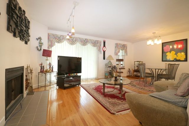 16 N Stone Mill Drive 1014, Dedham, MA 02026