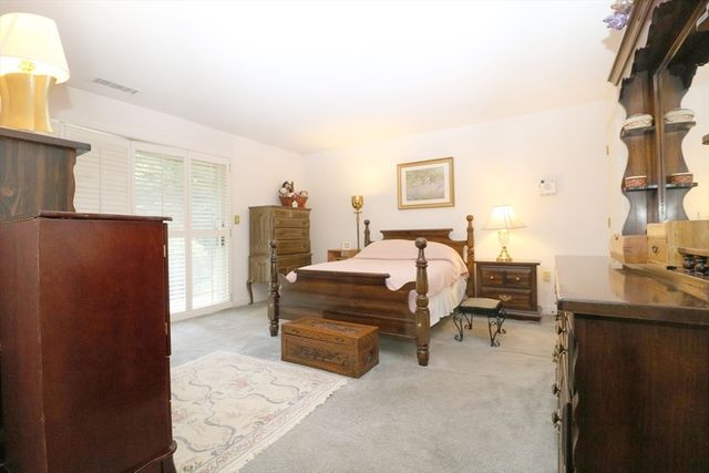 16 N Stone Mill Drive 1014, Dedham, MA 02026