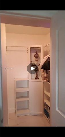 9720 S Hollybrook Lake Dr 303, Pembroke Pines, FL 33025