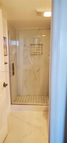 9720 S Hollybrook Lake Dr 303, Pembroke Pines, FL 33025