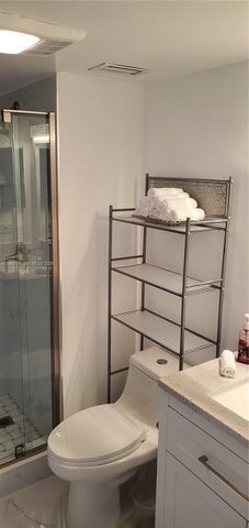 9720 S Hollybrook Lake Dr 303, Pembroke Pines, FL 33025