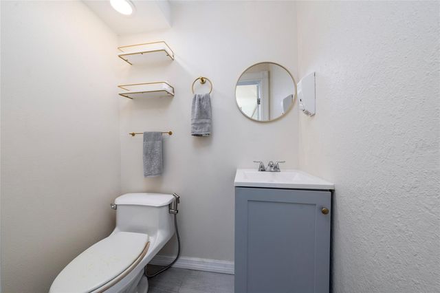 357 RIDGEWOOD STREET, Altamonte Springs, FL 32701