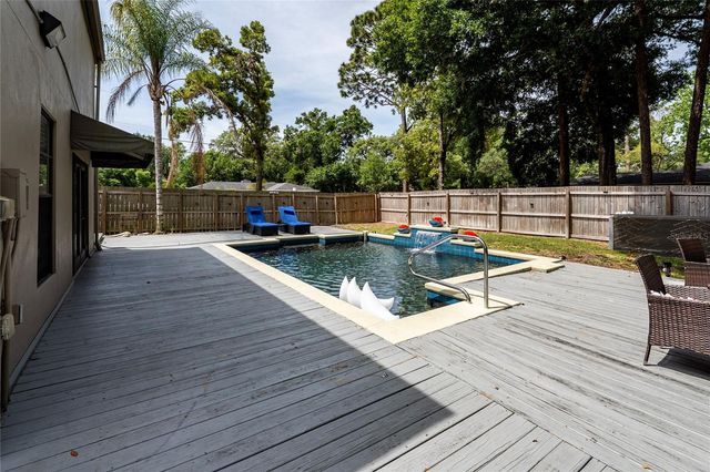 357 RIDGEWOOD STREET, Altamonte Springs, FL 32701