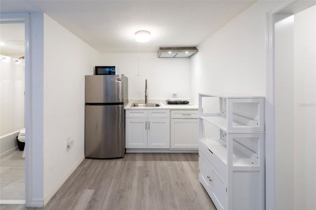 357 RIDGEWOOD STREET, Altamonte Springs, FL 32701