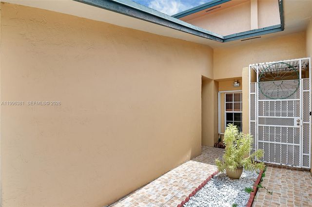 11426 NW 4th Ter 11426, Sweetwater, FL 33172