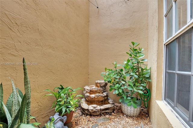 11426 NW 4th Ter 11426, Sweetwater, FL 33172