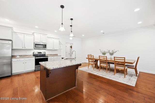 107 Treslyn Way, Louisville, KY 40245