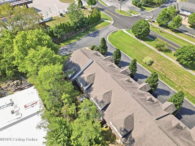 107 Treslyn Way, Louisville, KY 40245