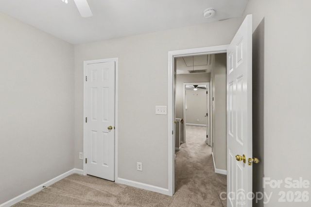 4960 Sunburst Lane, Charlotte, NC 28213