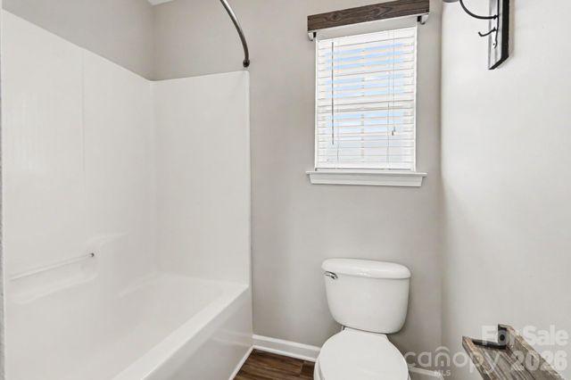 4960 Sunburst Lane, Charlotte, NC 28213
