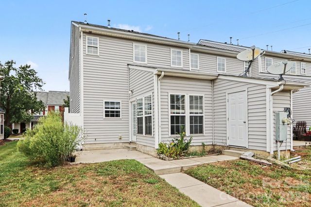 4960 Sunburst Lane, Charlotte, NC 28213