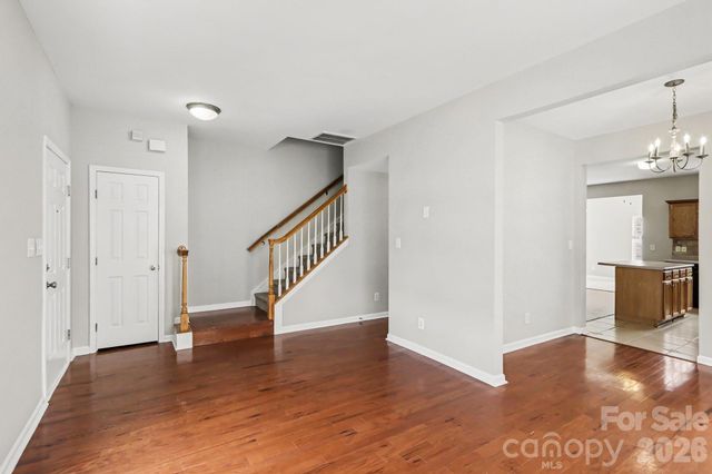 4960 Sunburst Lane, Charlotte, NC 28213