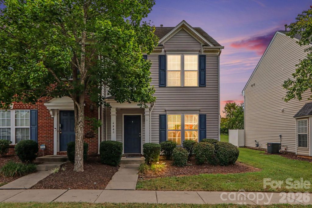4960 Sunburst Lane, Charlotte, NC 28213