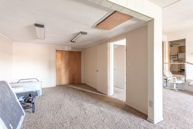 2381 S Bonnyview Road, Redding, CA 96001