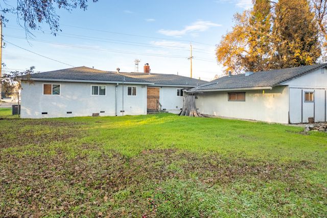2381 S Bonnyview Road, Redding, CA 96001