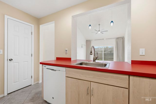 4617 N Carlsbad Way, Boise, ID 83703