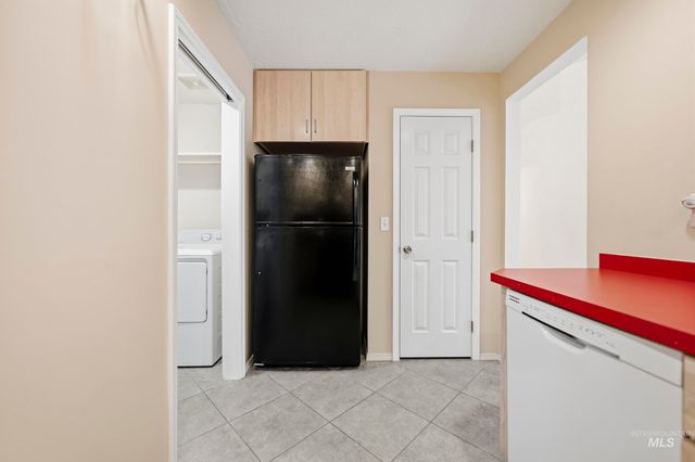 4617 N Carlsbad Way, Boise, ID 83703