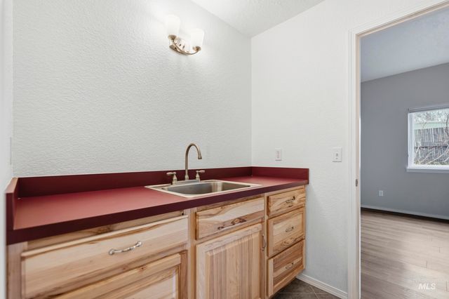 4617 N Carlsbad Way, Boise, ID 83703