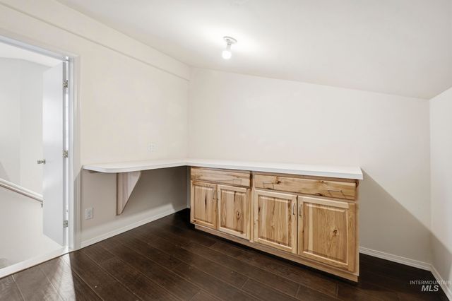 4617 N Carlsbad Way, Boise, ID 83703