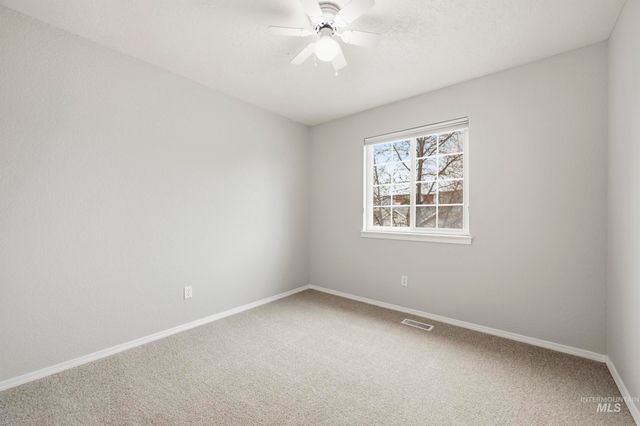 4617 N Carlsbad Way, Boise, ID 83703