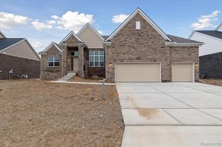 14244 Red Oak Drive, Belleville, MI 48111