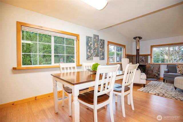 33306 SE 44th Place, Fall City, WA 98024