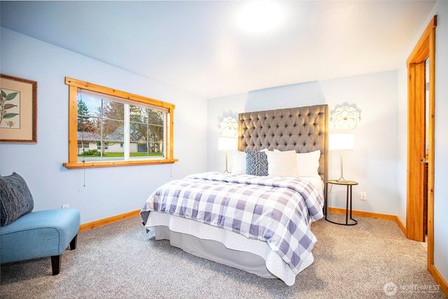 33306 SE 44th Place, Fall City, WA 98024