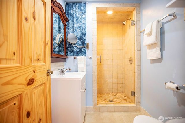 33306 SE 44th Place, Fall City, WA 98024