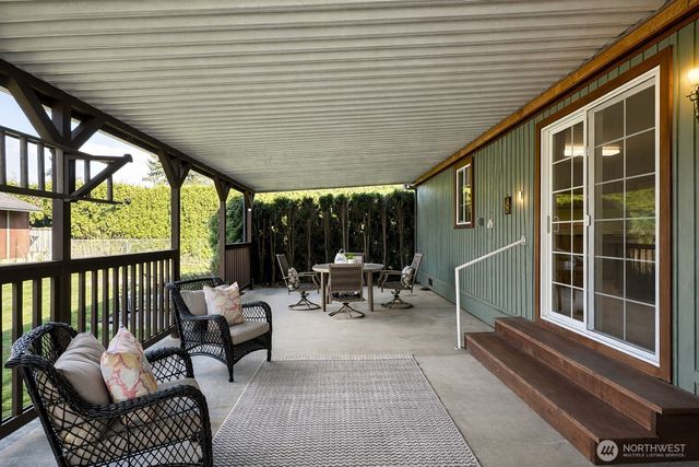 33306 SE 44th Place, Fall City, WA 98024