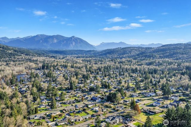 33306 SE 44th Place, Fall City, WA 98024