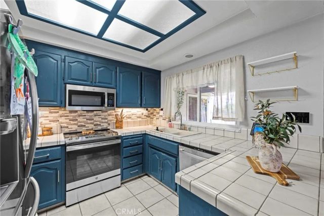 1586 El Camino De Vida, Hollister, CA 95023