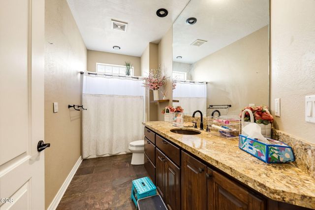2663 Kerrisdale Ridge Drive, Medford, OR 97504