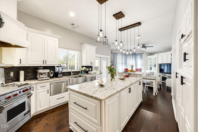 2663 Kerrisdale Ridge Drive, Medford, OR 97504