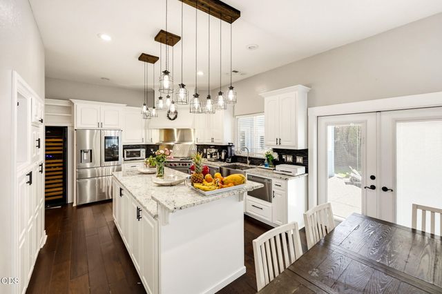2663 Kerrisdale Ridge Drive, Medford, OR 97504