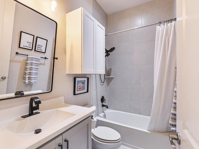 3241 Lexington Drive, Celina, TX 75009