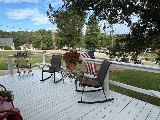 10 Yosemite Drive, Cherokee Village, AR 72529