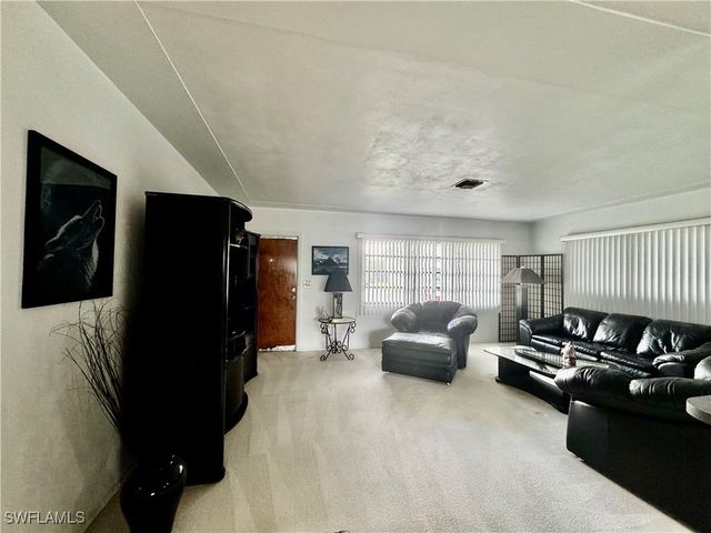1427 Charles RD, Fort Myers, FL 33919