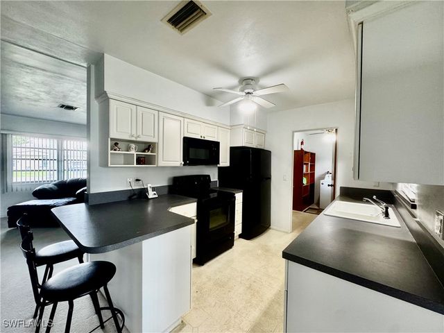 1427 Charles RD, Fort Myers, FL 33919
