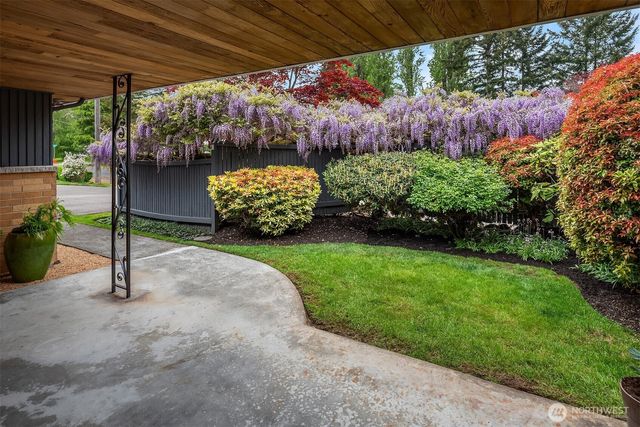 119 N 201st Street, Shoreline, WA 98133