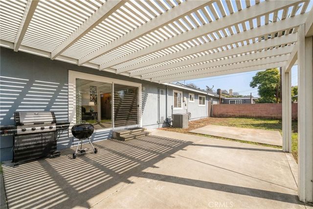 446 E Grove, Pomona, CA 91767