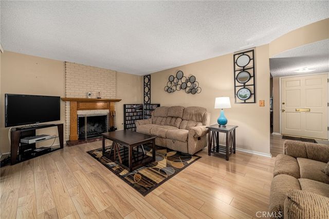 446 E Grove, Pomona, CA 91767