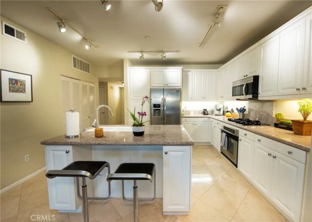 1400 E Ocean 2410, Long Beach, CA 90802