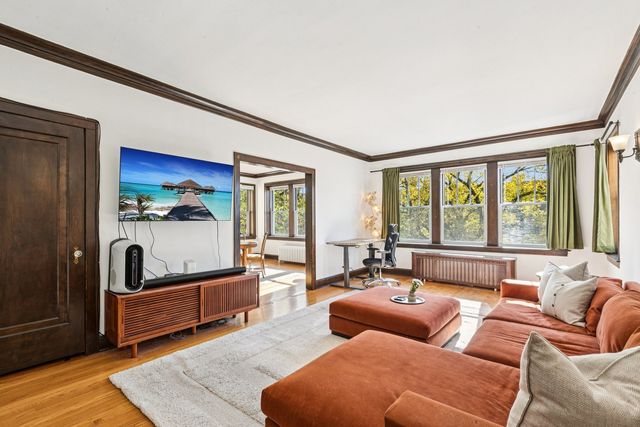 822 Washington Boulevard 3, Oak Park, IL 60302